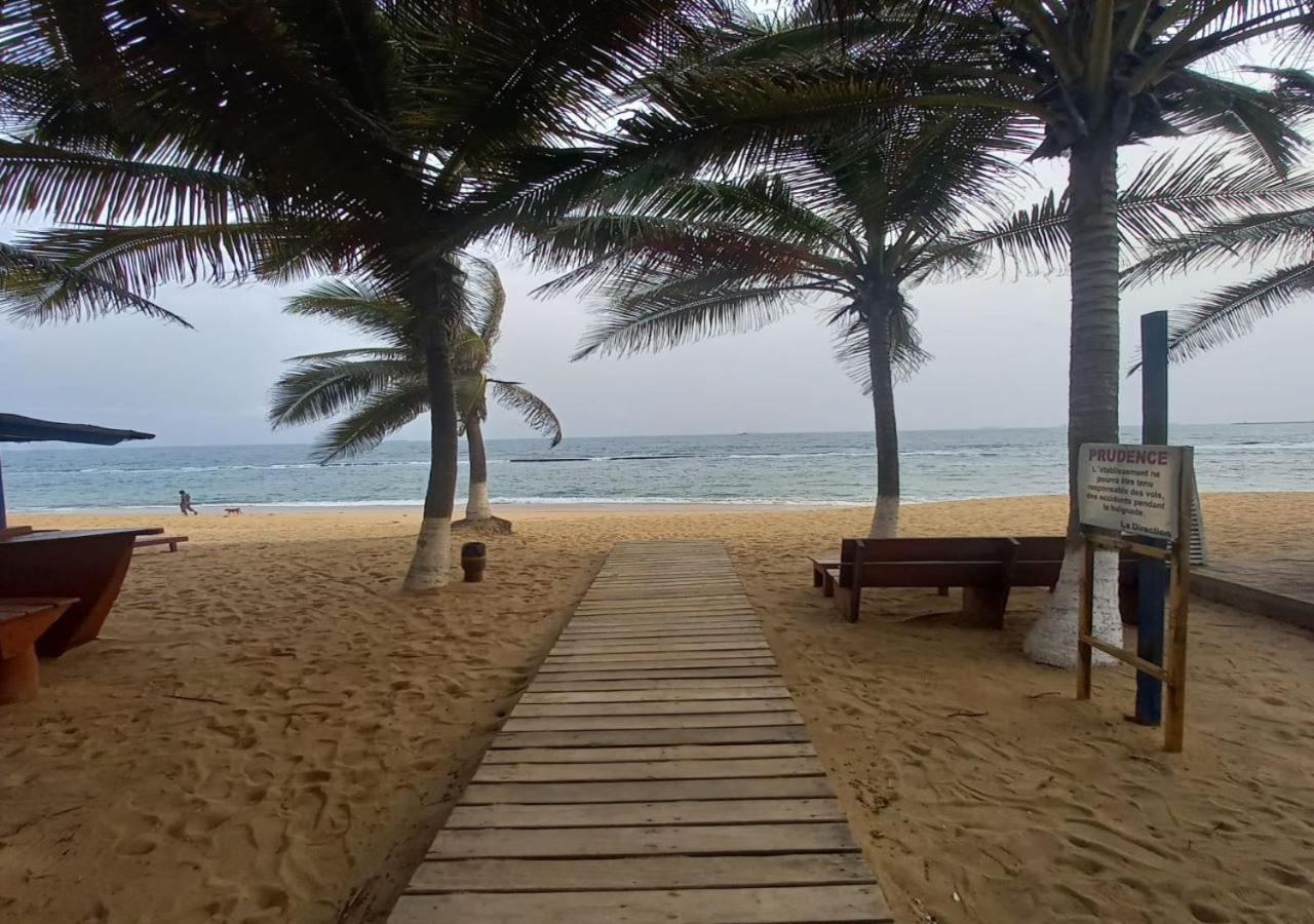 Cocobeach-Hotel โลเม ภายนอก รูปภาพ